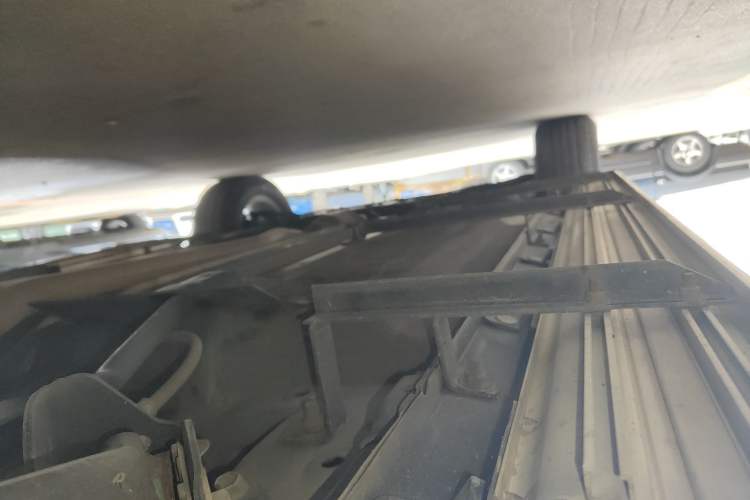 Used Venucia T70 2015 2.0L CVT Smart Edition Left Side Sill