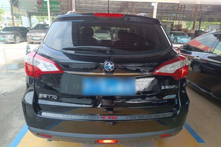 Used Venucia T70 2015 2.0L CVT Smart Choice Edition Rear