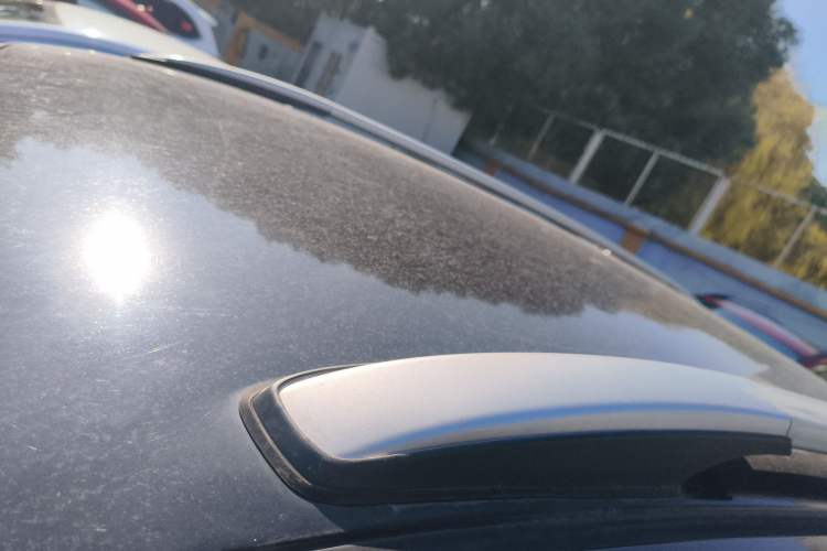 Used Venucia T70 2015 2.0L Manual RuiQu Version Roof
