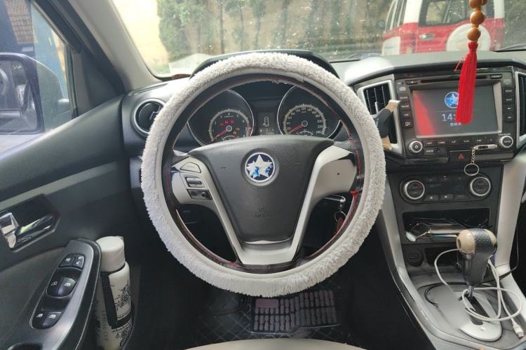 Used Venucia T70 2015 2.0L CVT Smart Edition Steering Wheel