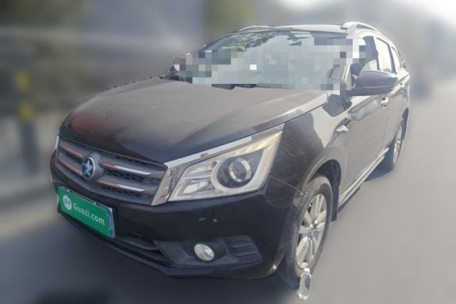 Used Venucia T70 2015 2.0L CVT Smart Edition
