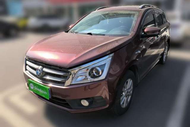 Used Venucia T70 2015 2.0L CVT Smart Edition