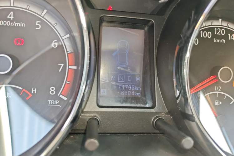 Used Venucia T70 2015 2.0L CVT Smart Choice Edition Instrument Cluster