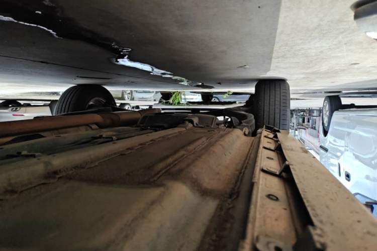 Used Venucia T70 2015 2.0L CVT Smart Choice Edition Right Side Sill