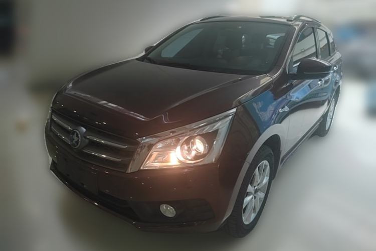 Used Venucia T70 2015 2.0L CVT Smart Edition Guazi used car, China used car export, Used car for sale, Used cars, Cheapest cars for sale