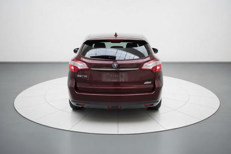 Used Venucia T70 2015 2.0L CVT Smart Edition Rear