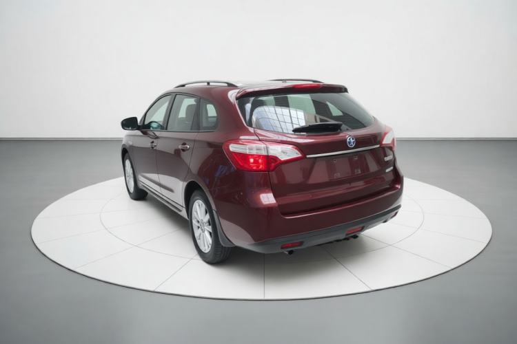 Used Venucia T70 2015 2.0L CVT Smart Edition Rear Left 45 Deg