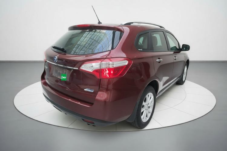 Used Venucia T70 2015 2.0L CVT Smart Edition Rear Right 45 Deg