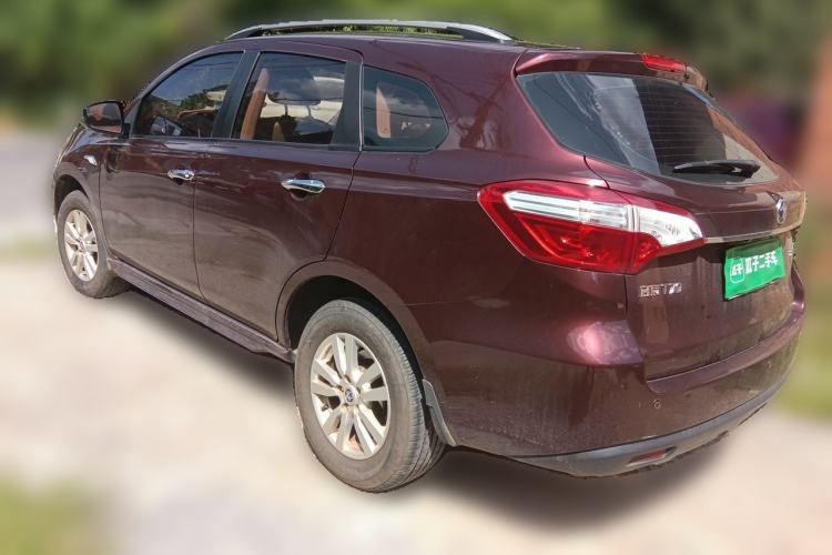 Used Venucia T70 2015 2.0L Manual RuiQu Version Rear Left 45 Deg