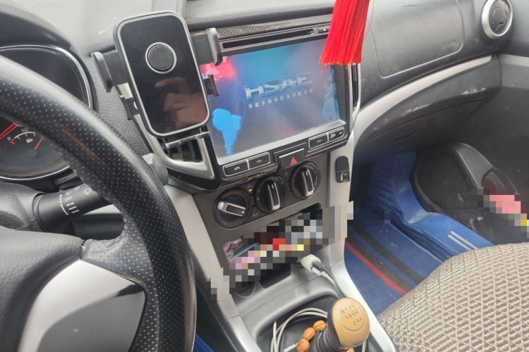 Used Venucia T70 2015 2.0L Manual RuiXiang Edition Audio And AC Panel