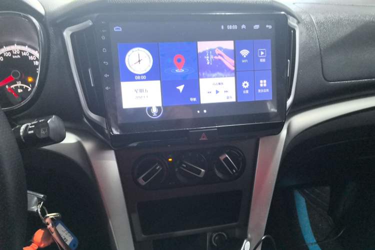 Used Venucia T70 2015 1.6L Manual Ruixing Edition Audio And AC Panel