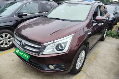 Used Venucia T70 2015 2.0L CVT Smart Edition
