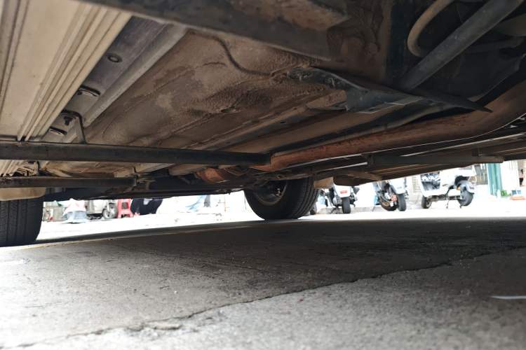 Used Venucia T70 2015 2.0L Manual RuiQu Version Chassis Front Left