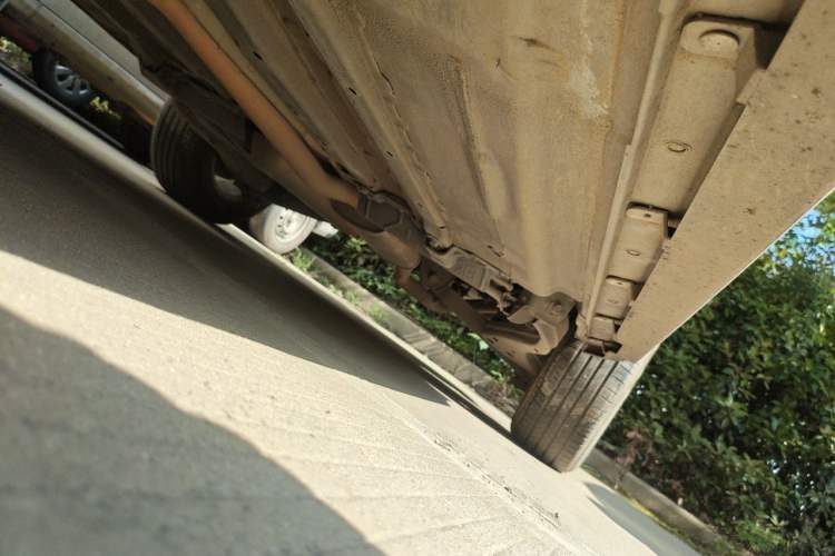 Used Venucia T70 2015 2.0L Manual RuiQu Version Chassis Front Left