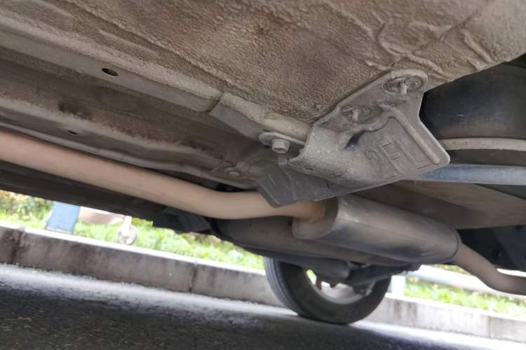 Used Venucia T70 2015 2.0L Manual RuiXiang Edition Chassis Rear Left