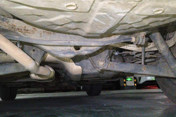 Used Venucia T70 2015 1.6L Manual Ruixing Edition Chassis Rear