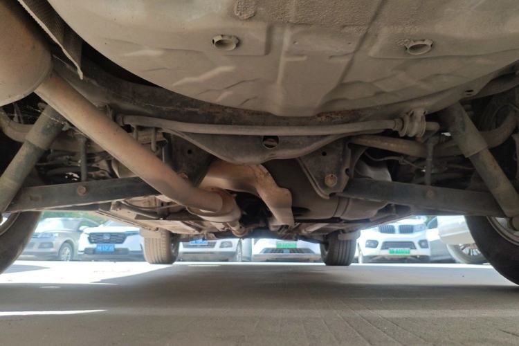 Used Venucia T70 2015 2.0L Manual RuiQu Version Chassis Rear