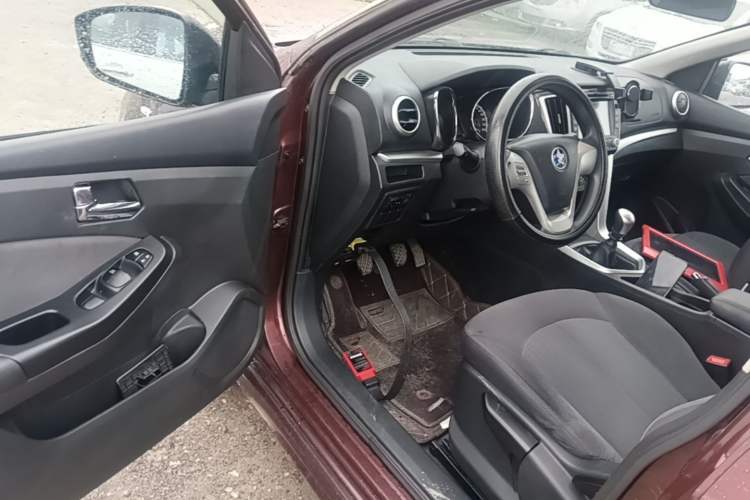 Used Venucia T70 2015 2.0L Manual RuiQu Version Driver Seat