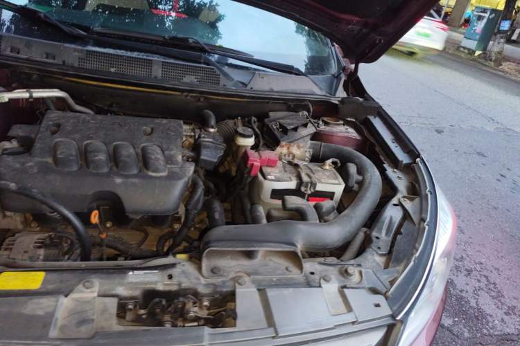 Used Venucia T70 2015 2.0L CVT Smart Edition Engine Bay Left