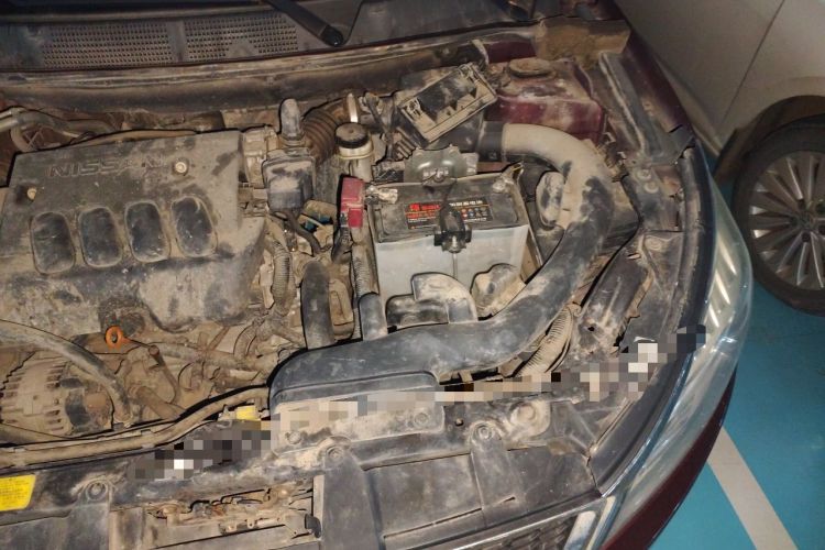Used Venucia T70 2015 2.0L CVT Smart Choice Edition Engine Bay Left