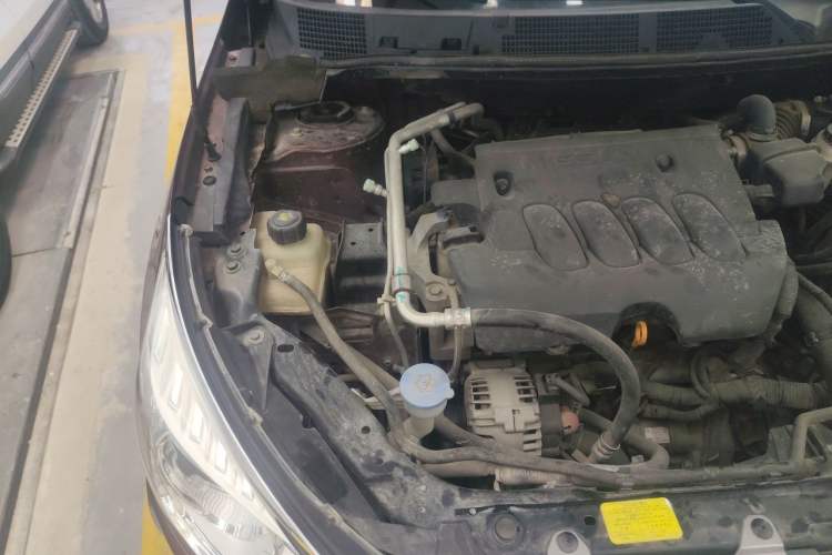 Used Venucia T70 2015 2.0L Manual RuiQu Version Engine Bay Right