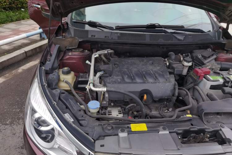 Used Venucia T70 2015 2.0L Manual RuiXiang Edition Engine Bay Right
