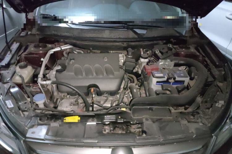 Used Venucia T70 2015 2.0L CVT Smart Edition Engine Bay