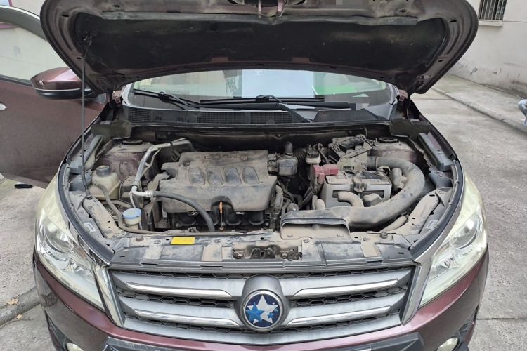 Used Venucia T70 2015 2.0L Manual RuiQu Version Engine Bay