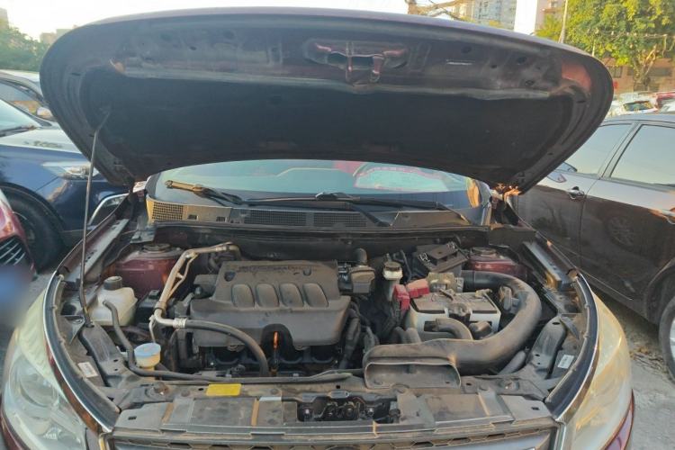 Used Venucia T70 2015 2.0L Manual RuiQu Version Engine Bay