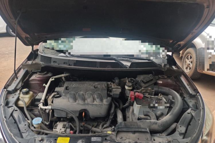 Used Venucia T70 2015 2.0L CVT Smart Edition Engine Bay
