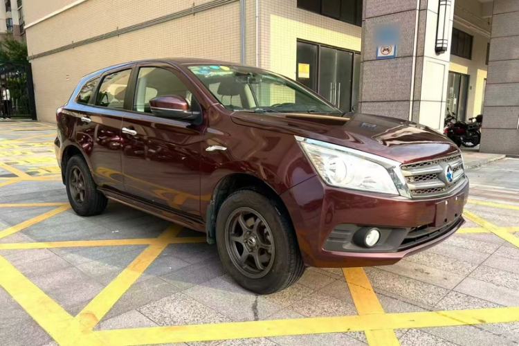 Used Venucia T70 2015 1.6L Manual Ruixing Edition Exterior 1