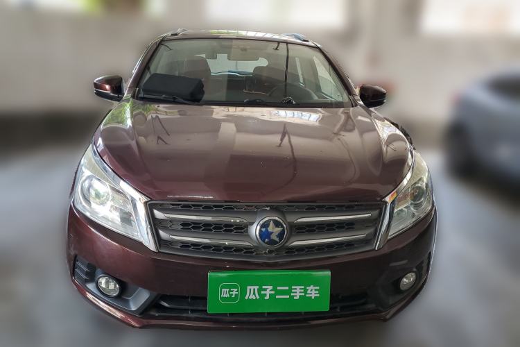 Used Venucia T70 2015 2.0L CVT Smart Choice Edition Exterior 1