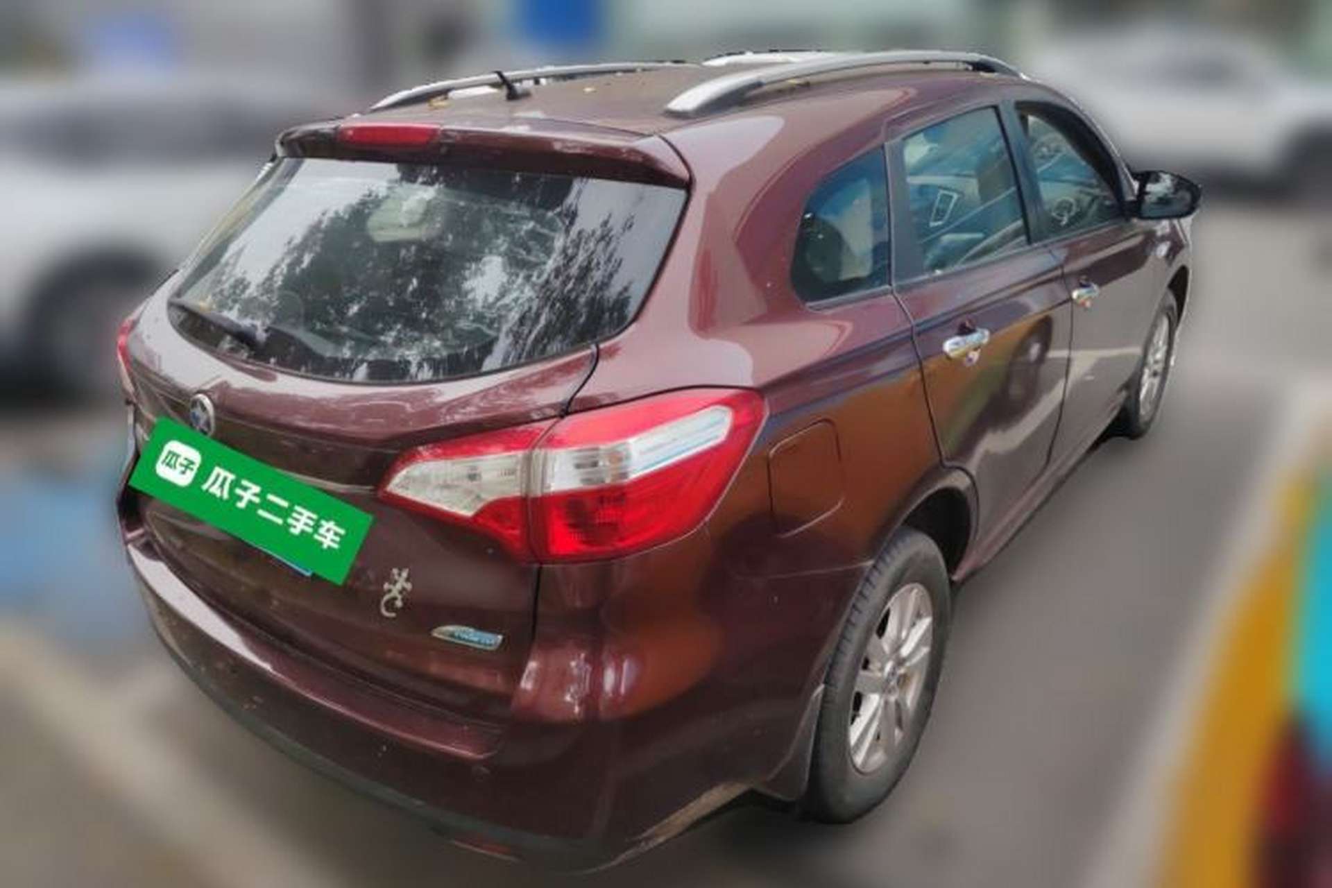 Used Venucia T70 2015 2.0L CVT Smart Choice Edition Exterior 5