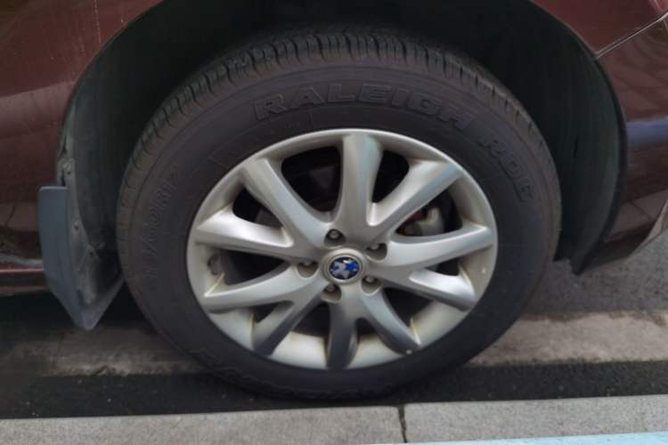 Used Venucia T70 2015 2.0L Manual RuiXiang Edition Exterior 7