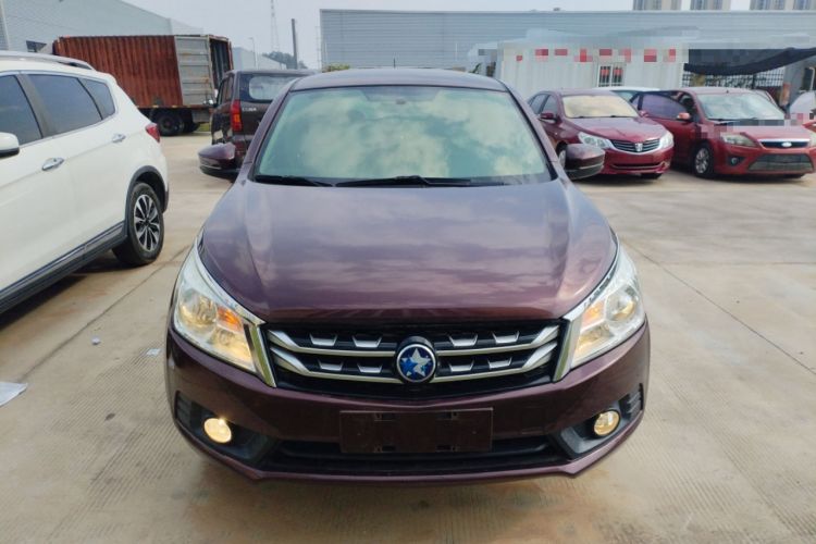Used Venucia T70 2015 1.6L Manual Ruixing Edition Front
