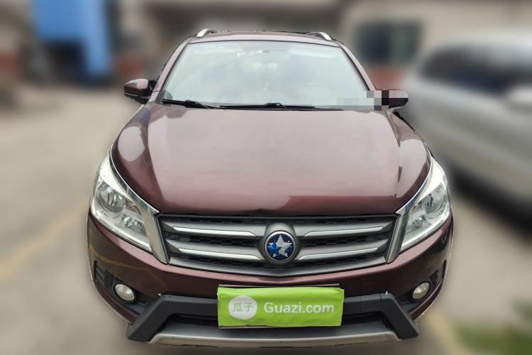 Used Venucia T70 2015 2.0L CVT Smart Choice Edition Front
