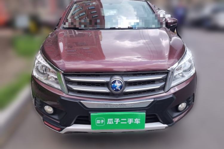 Used Venucia T70 2015 2.0L CVT Smart Choice Edition Front