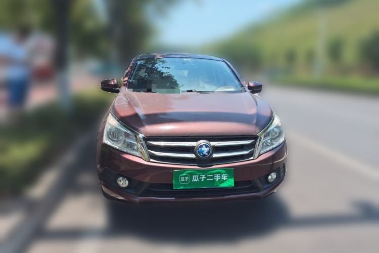 Used Venucia T70 2015 1.6L Manual Ruixing Edition Front