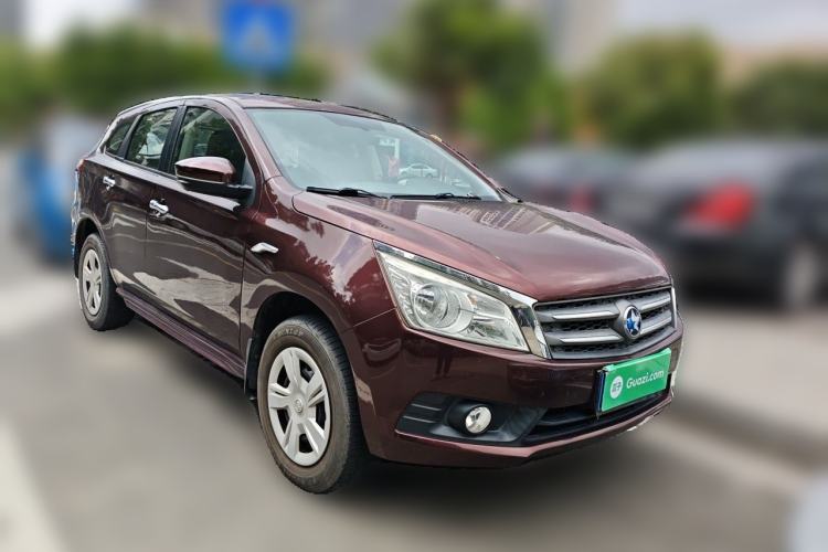 Used Venucia T70 2015 1.6L Manual Ruixing Edition Front Right 45 Deg