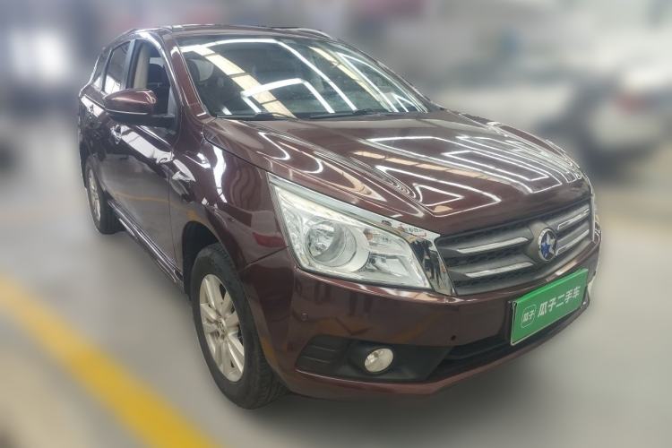 Used Venucia T70 2015 2.0L Manual RuiQu Version Front Right 45 Deg