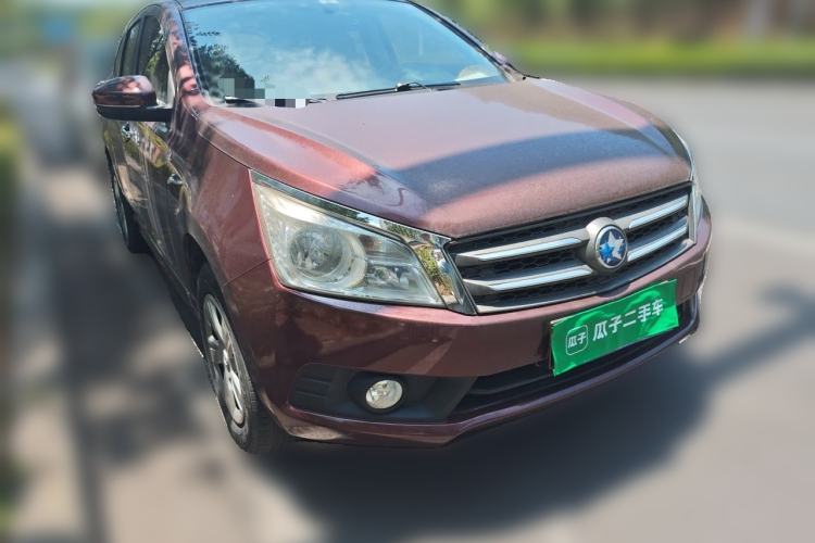 Used Venucia T70 2015 1.6L Manual Ruixing Edition Front Right 45 Deg