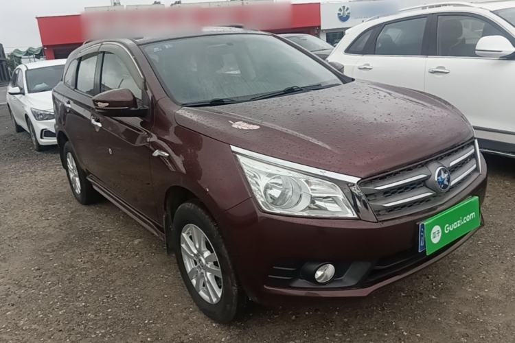 Used Venucia T70 2015 2.0L Manual RuiQu Version Front Right 45 Deg