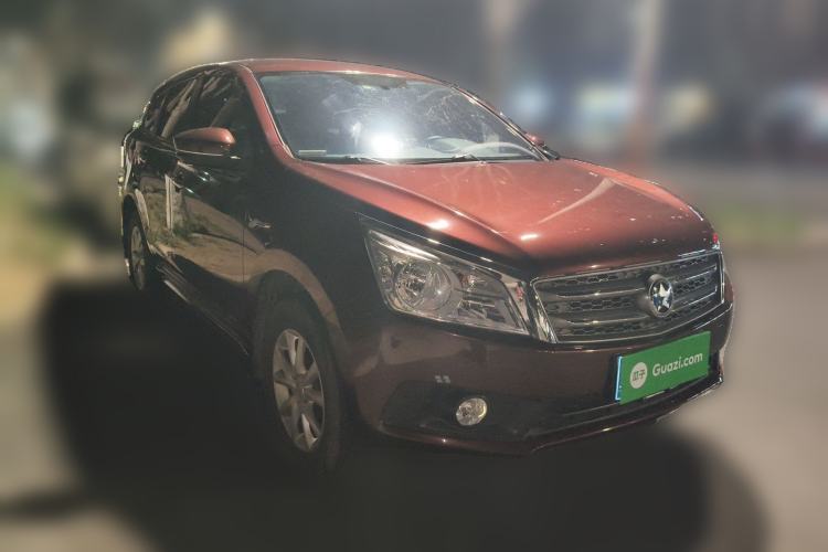 Used Venucia T70 2015 1.6L Manual Ruixing Edition Front Right 45 Deg