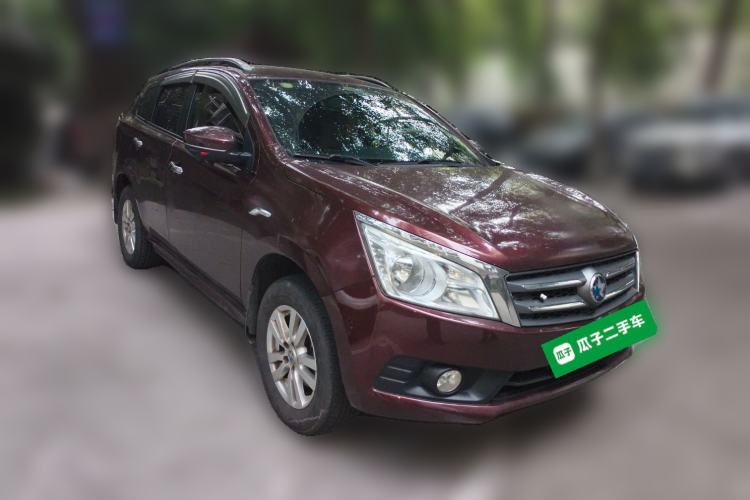 Used Venucia T70 2015 2.0L CVT Smart Choice Edition Front Right 45 Deg