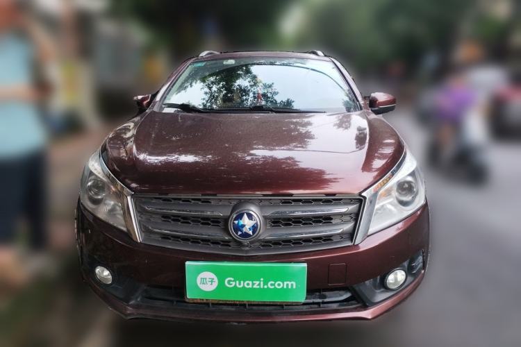 Used Venucia T70 2015 2.0L CVT Smart Edition Front