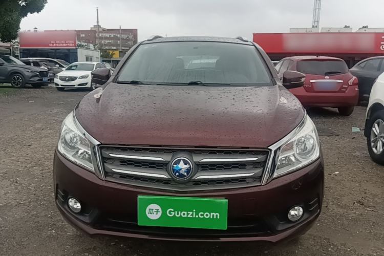 Used Venucia T70 2015 2.0L Manual RuiQu Version Front