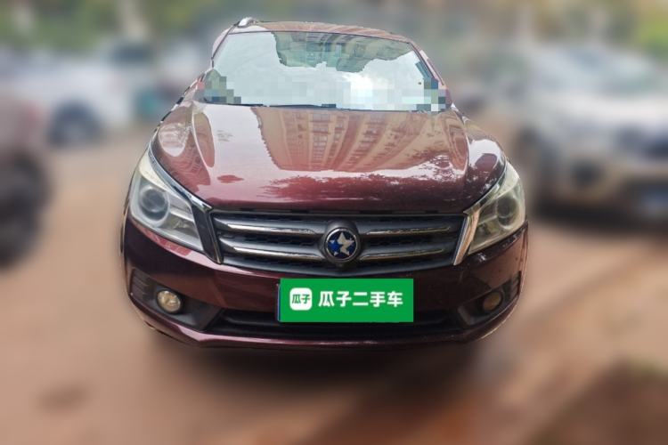 Used Venucia T70 2015 2.0L CVT Smart Edition Front