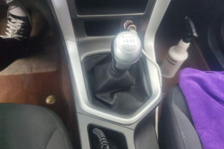 Used Venucia T70 2015 2.0L Manual RuiQu Version Gear Lever