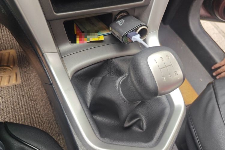 Used Venucia T70 2015 1.6L Manual Ruixing Edition Gear Lever