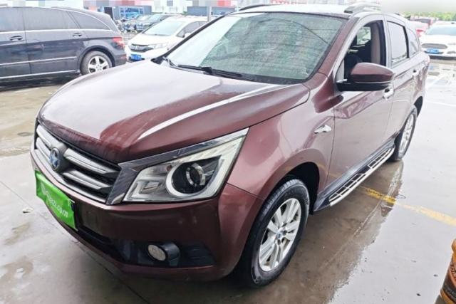 Used Venucia T70 2015 2.0L CVT Smart Edition